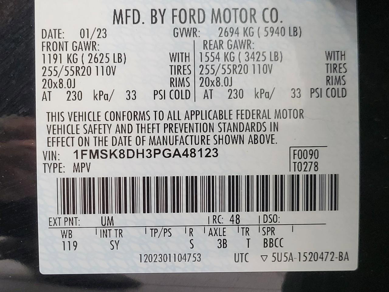 Used 2023 Ford Explorer XLT w/ Equipment Group 202A AWD/4WD image 30