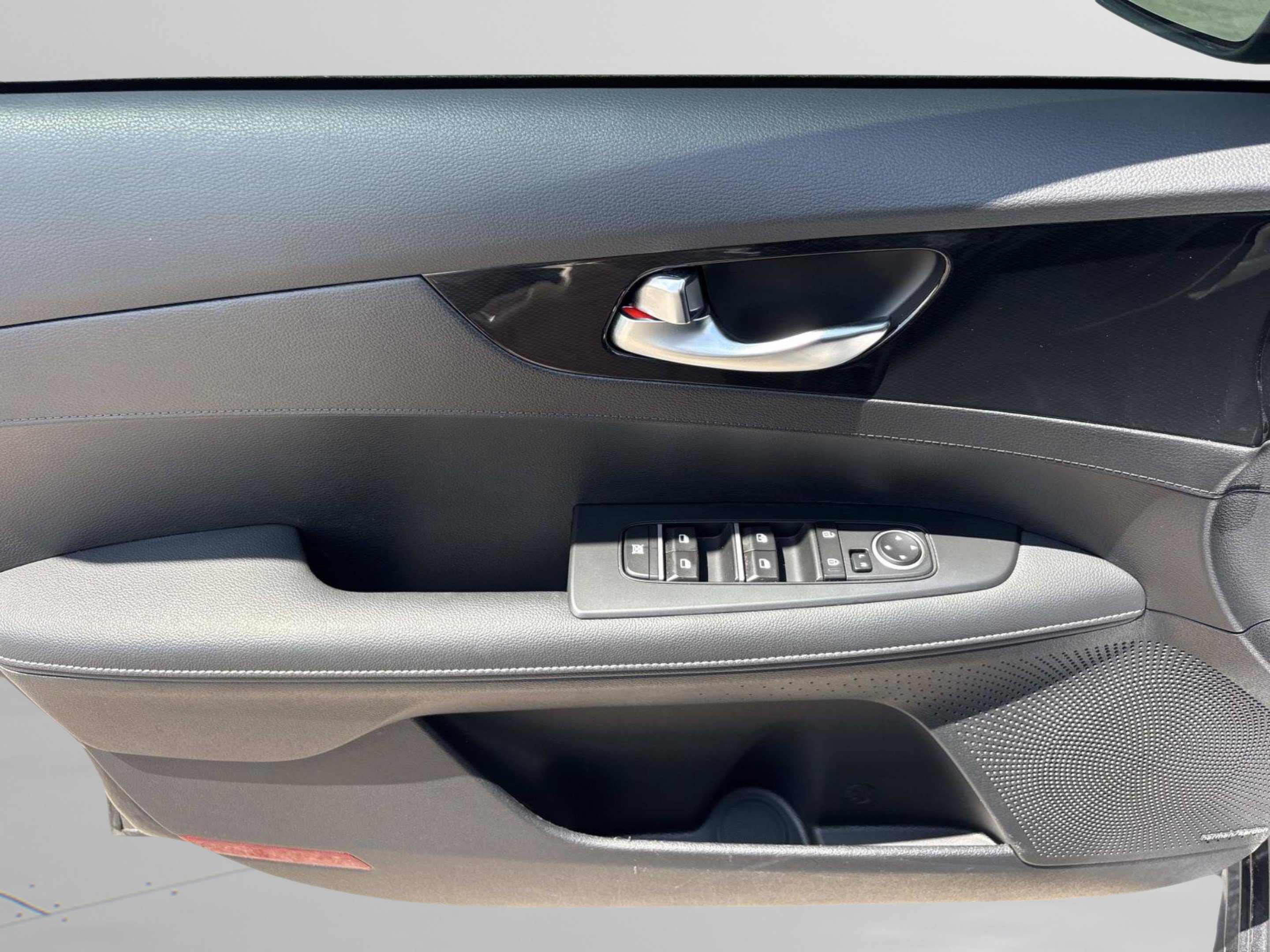 Used 2024 Kia Forte GT-Line w/ GT-Line Premium Package FWD image 19