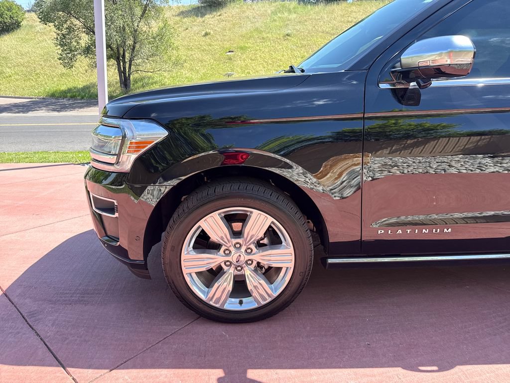 Used 2024 Ford Expedition Max Platinum AWD/4WD image 37