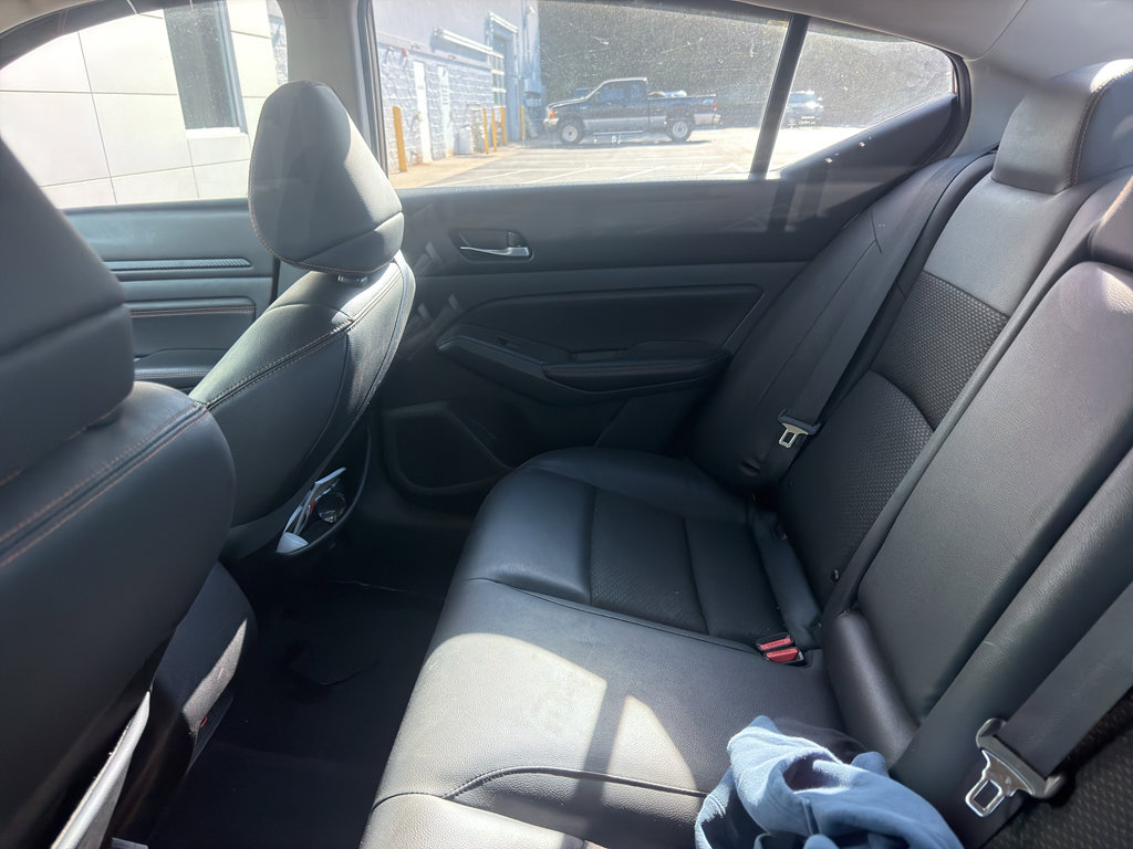 Certified 2021 Nissan Altima 2.5 SR w/ SR Premium Package FWD image 6