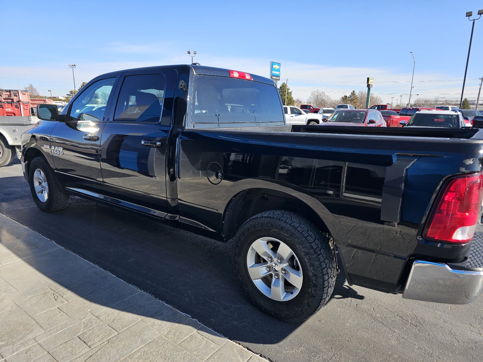 Used 2021 RAM 1500 Classic SLT image 5