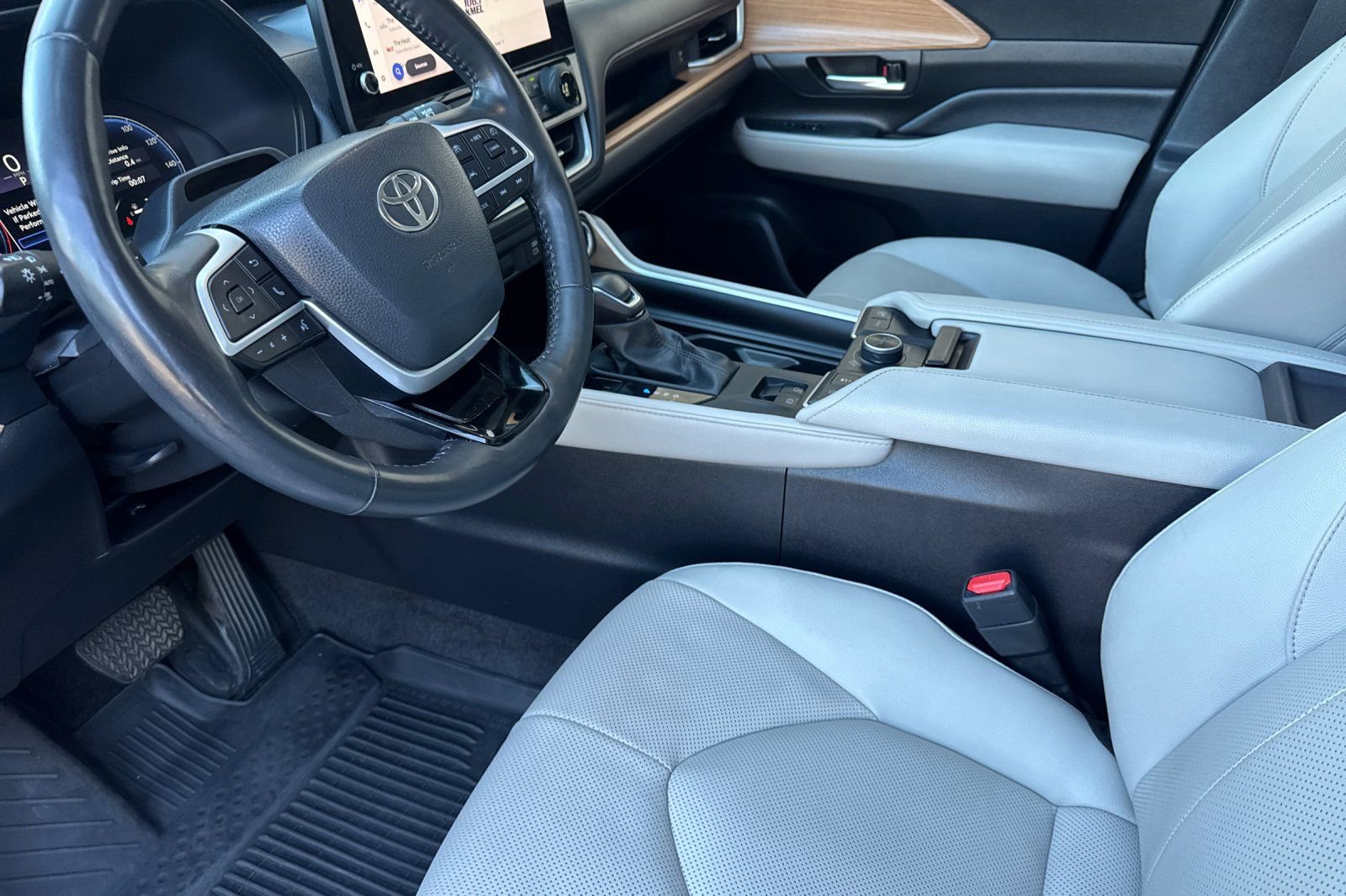 Used 2024 Toyota Grand Highlander Platinum image 13