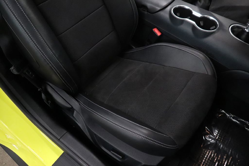 Used 2021 Ford Mustang GT Premium w/ Carbon Sport Interior Package image 34