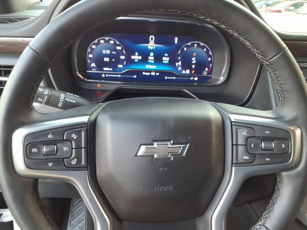 Used 2024 Chevrolet Tahoe Z71 w/ Luxury Package image 32