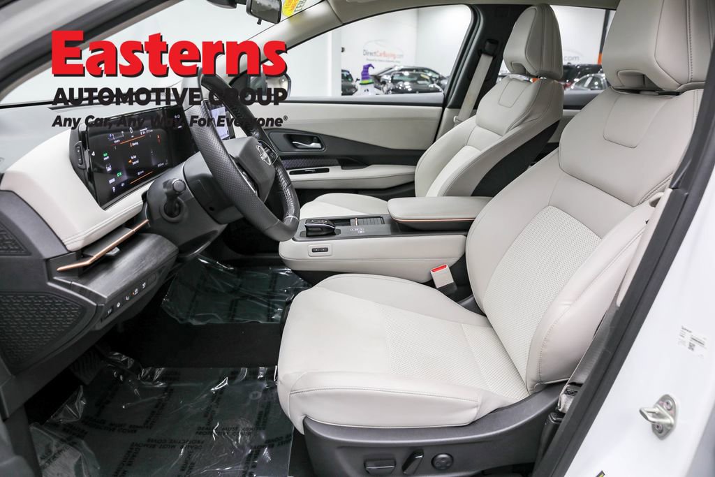 Used 2023 Nissan Ariya FWD image 14