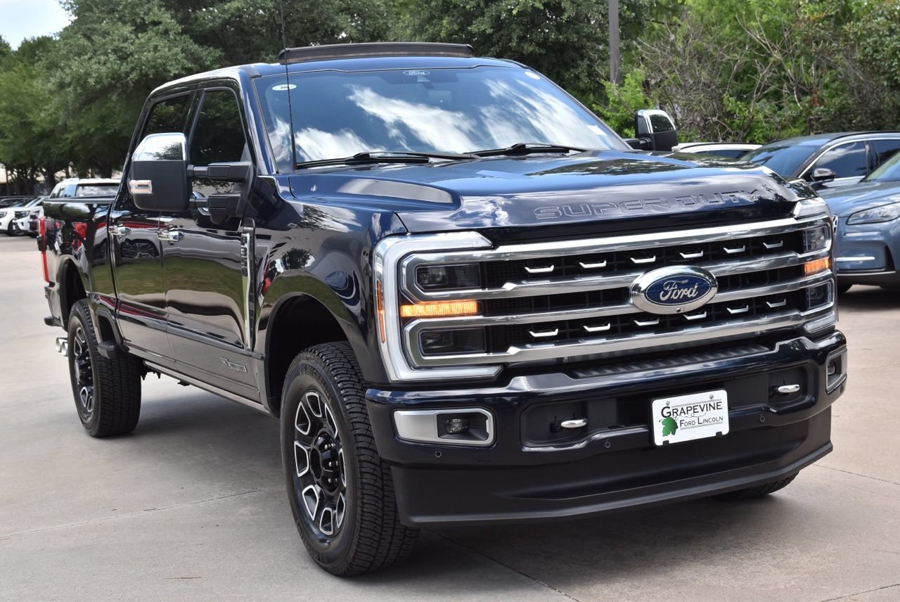 Certified 2024 Ford F350 Platinum w/ FX4 Off-Road Package AWD/4WD image 4