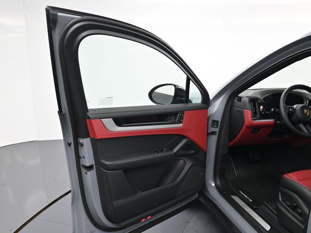 New 2026 Porsche Cayenne Coupe image 16