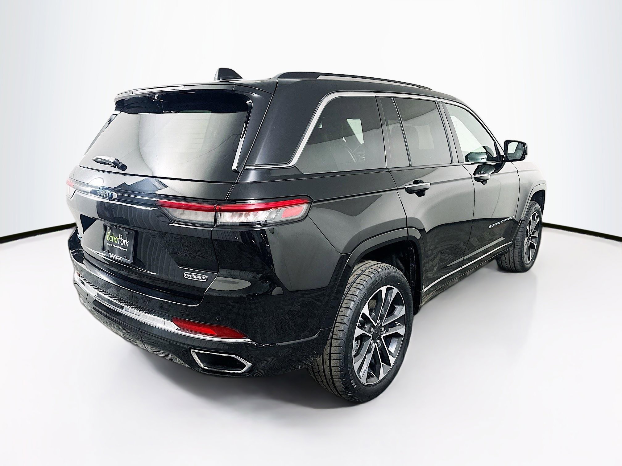 Used 2022 Jeep Grand Cherokee Overland w/ Luxury Tech Group IV image 9