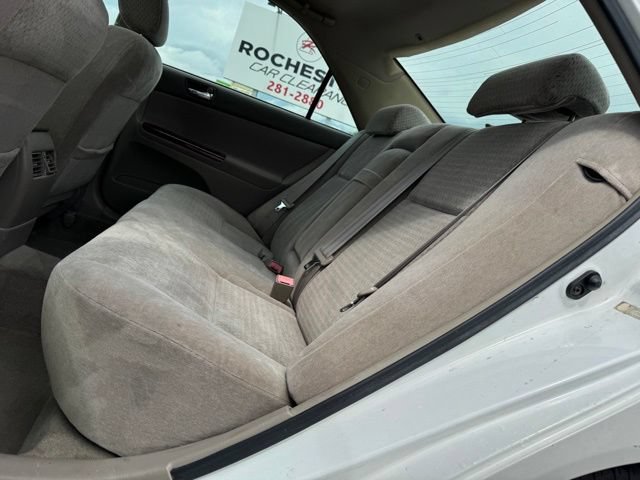 Used 2002 Toyota Camry XLE FWD image 7