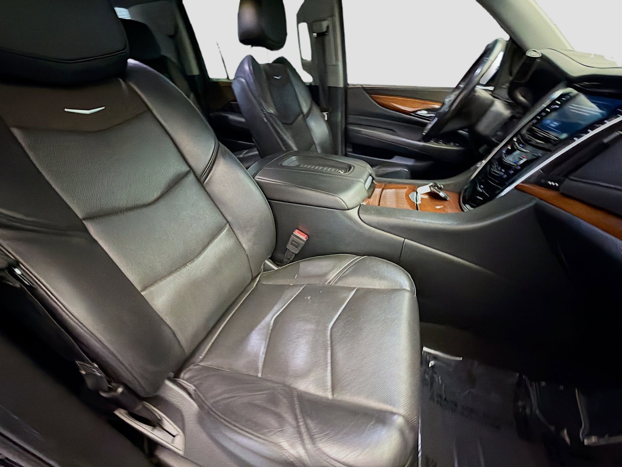 Used 2019 Cadillac Escalade ESV Luxury image 15