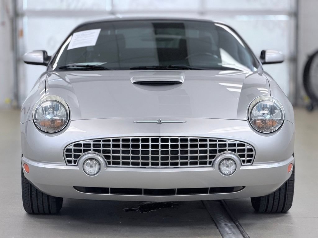 Used 2004 Ford Thunderbird RWD image 2