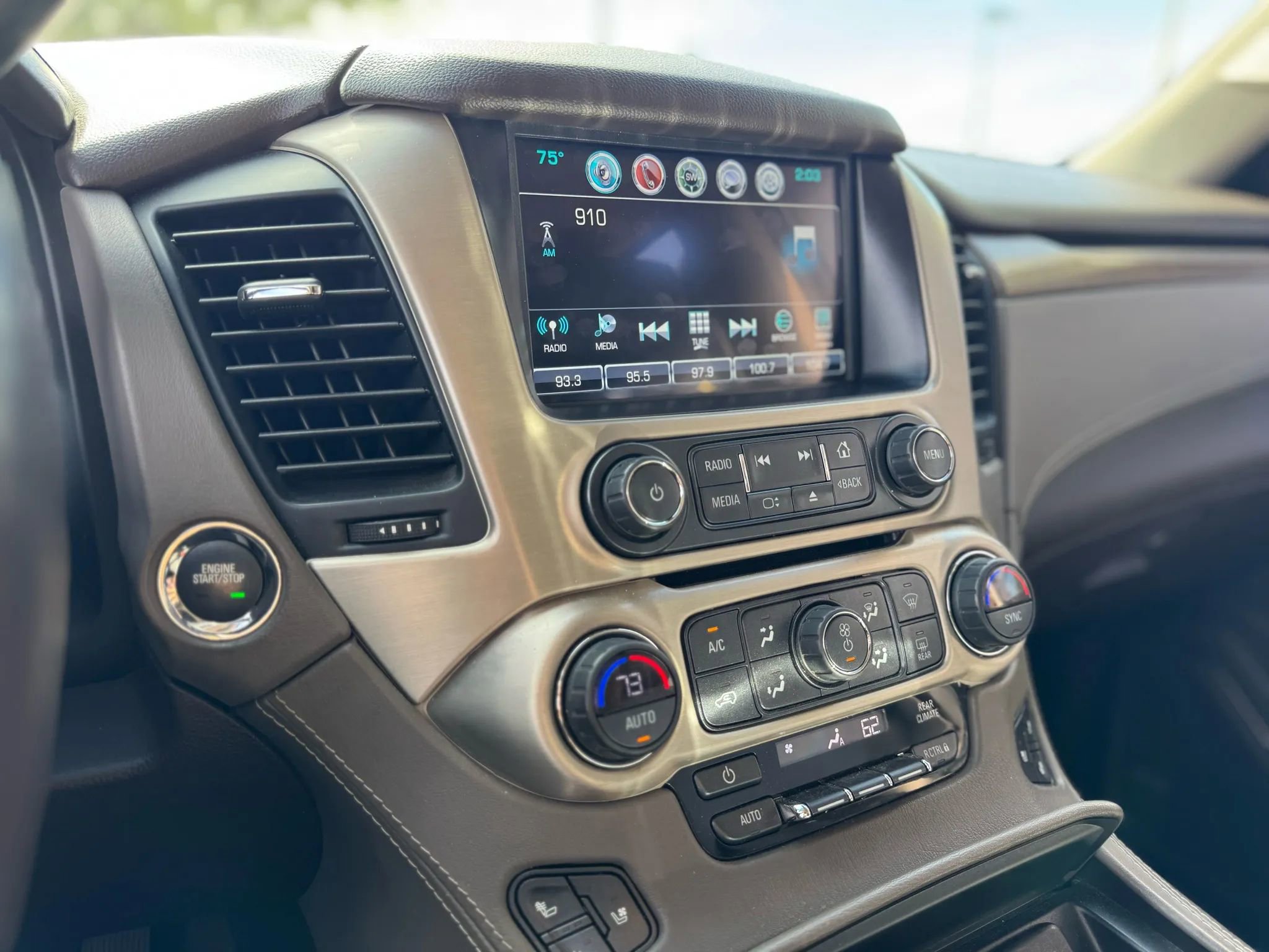 Used 2019 GMC Yukon XL Denali w/ Denali Ultimate Package image 23