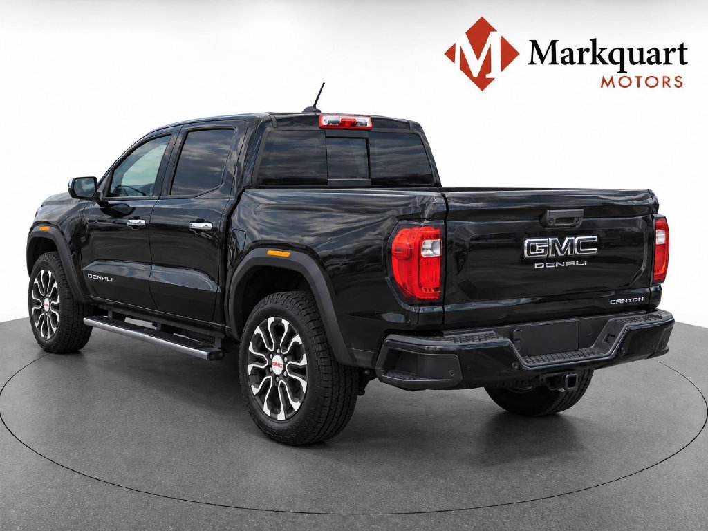 New 2026 GMC Canyon Denali w/ LPO, Black Badging Package AWD/4WD image 4