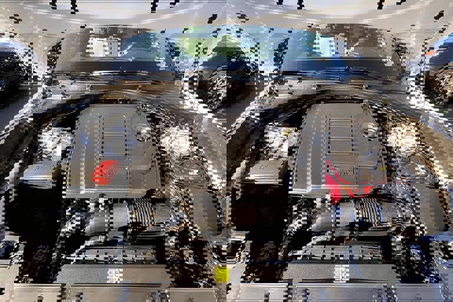 New 2026 Land Rover Range Rover Velar Dynamic SE image 13