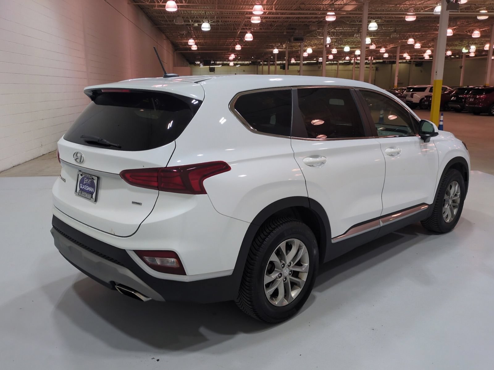 Used 2019 Hyundai Santa Fe SE AWD/4WD image 3