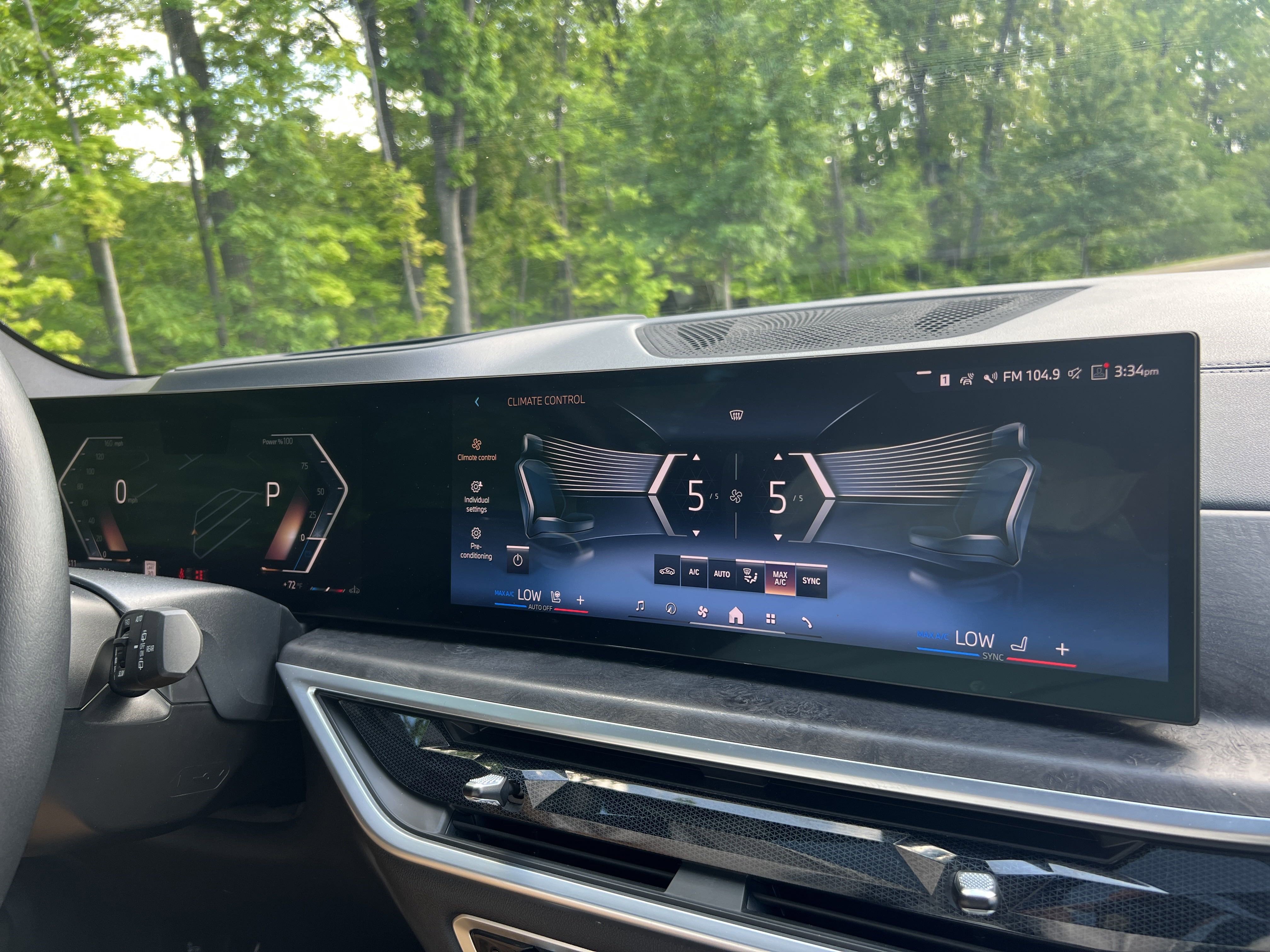 Used 2024 BMW X5 xDrive40i w/ Premium Package image 15