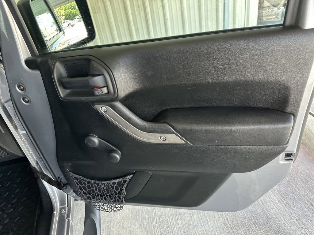 Used 2017 Jeep Wrangler Sport AWD/4WD image 27