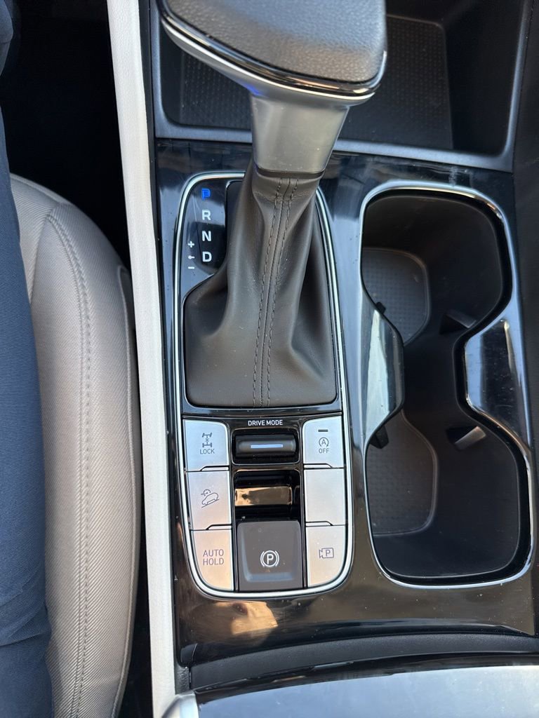 Used 2025 Hyundai Tucson SE image 20