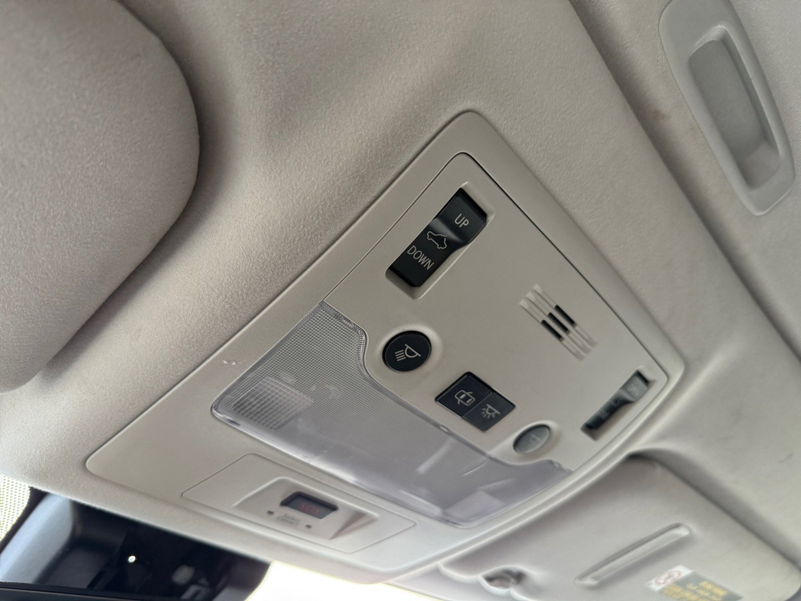 Used 2018 Lexus IS 300 w/ Accessory Package 2 image 18