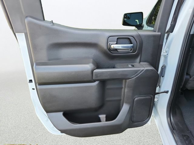 Used 2024 Chevrolet Silverado 1500 Custom Trail Boss AWD/4WD image 23