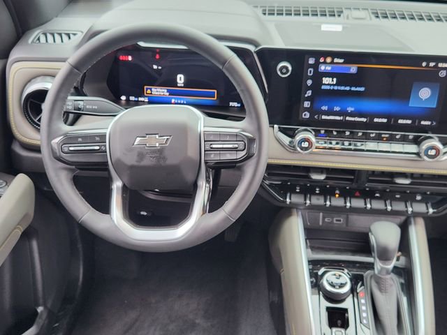 Used 2025 Chevrolet Colorado ZR2 w/ Technology Package image 27