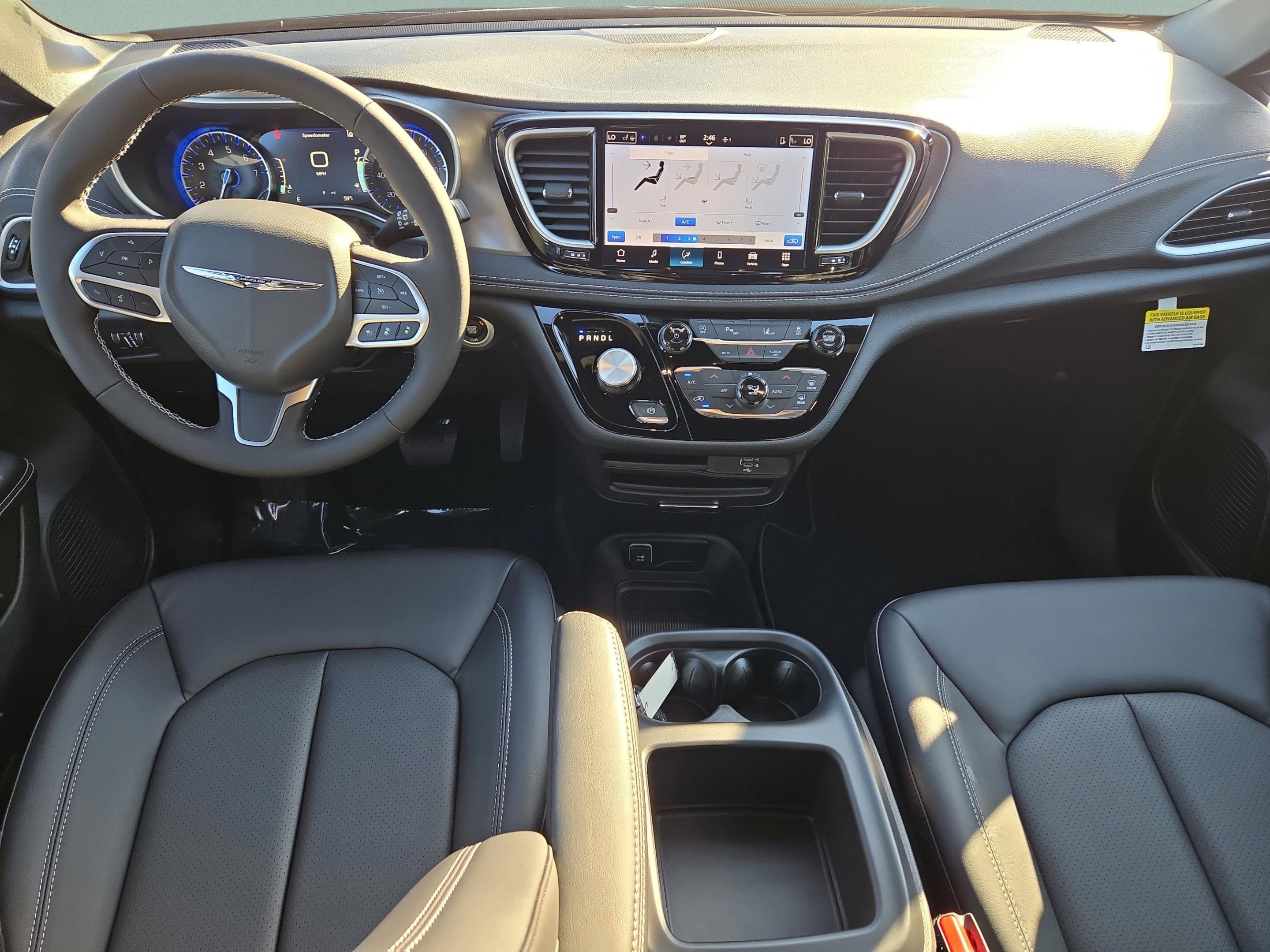 New 2026 Chrysler Pacifica Select FWD image 12