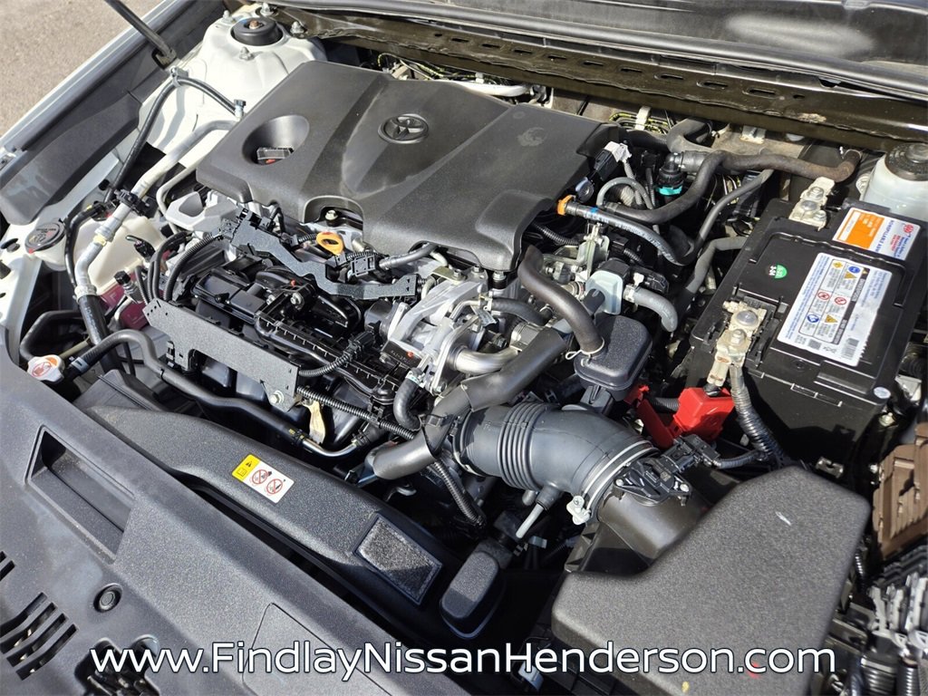 Used 2020 Toyota Camry XSE image 19