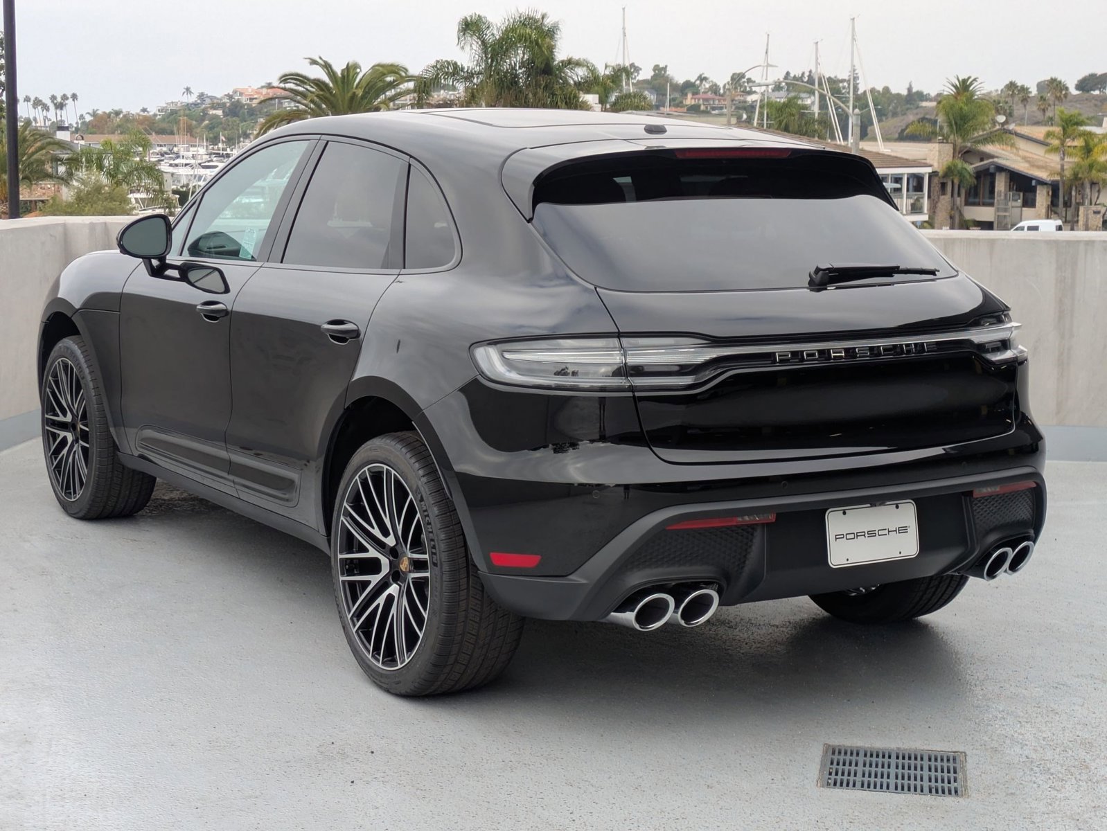 New 2026 Porsche Macan image 3