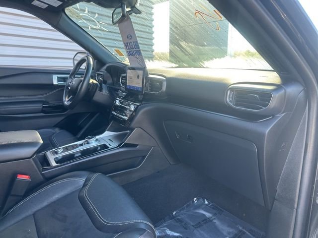 Used 2023 Ford Explorer ST AWD/4WD image 35