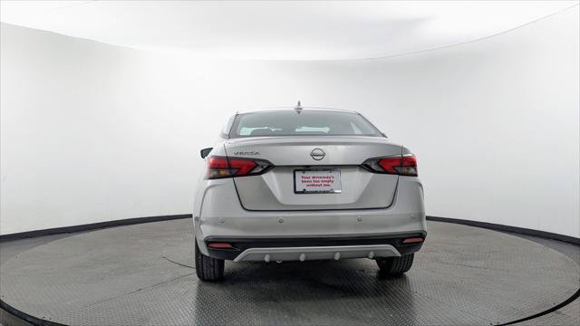 Used 2025 Nissan Versa SV FWD image 7