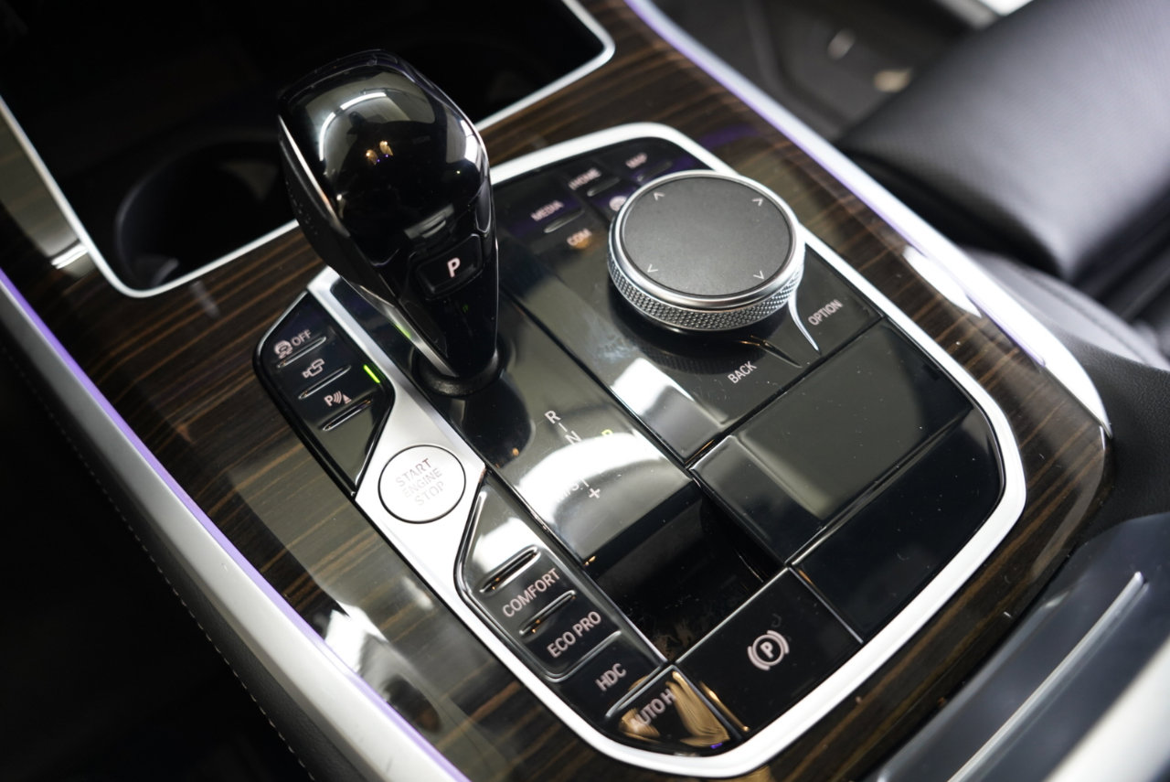 Used 2023 BMW X5 xDrive40i w/ Premium Package image 22