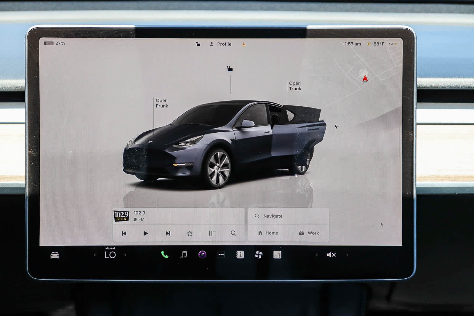 Used 2023 Tesla Model Y Long Range AWD/4WD image 17