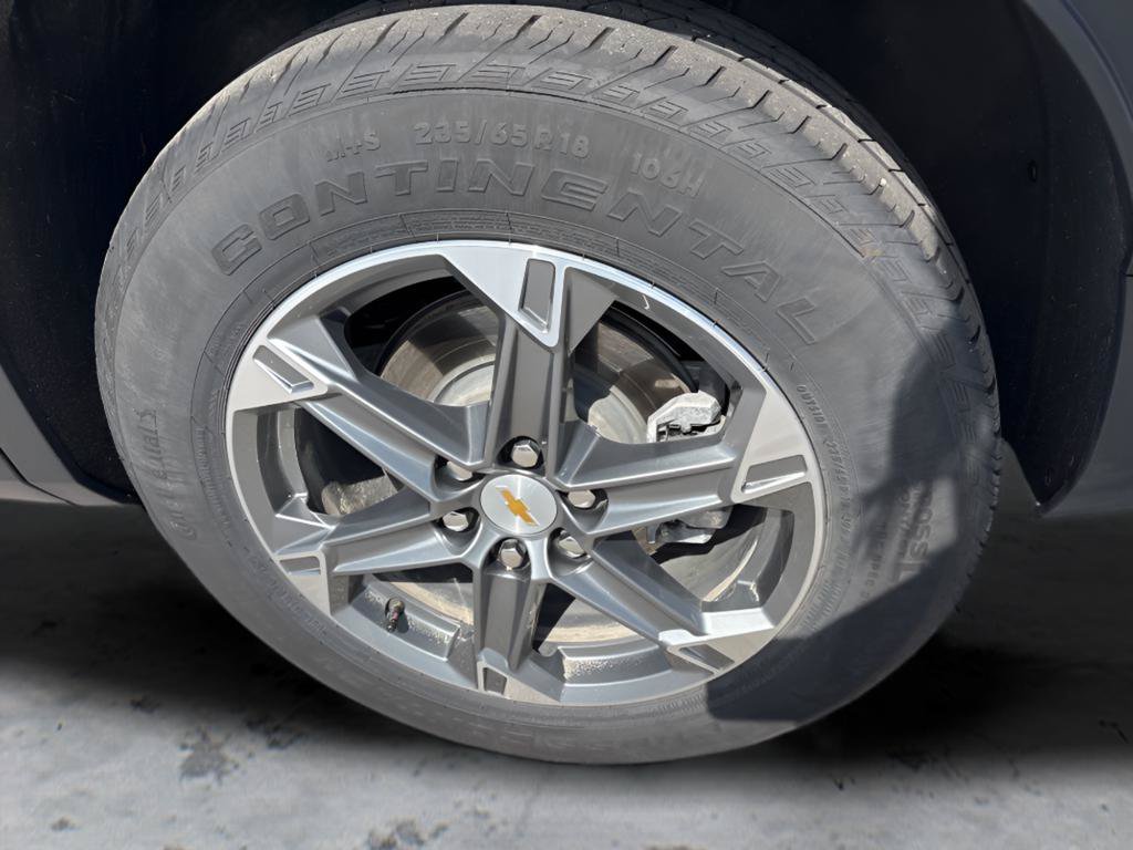 Used 2025 Chevrolet Blazer LT FWD image 41