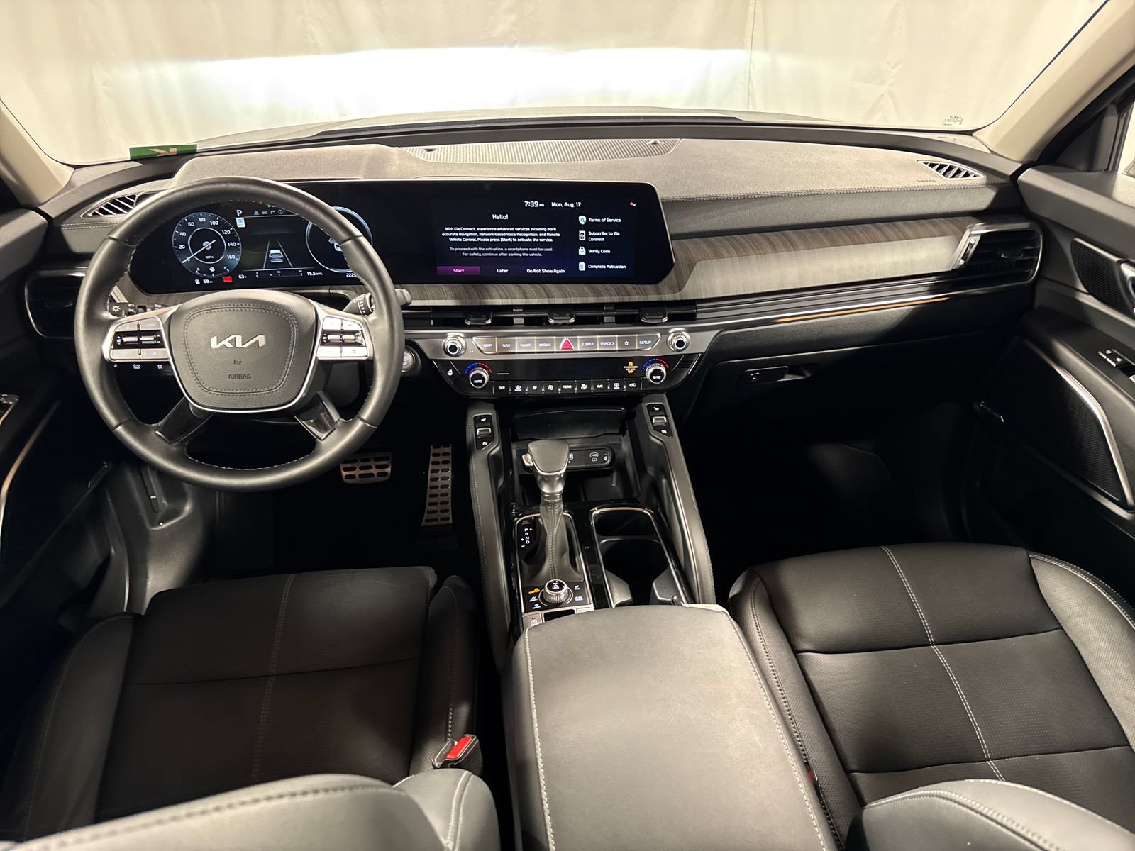 Used 2023 Kia Telluride SX AWD/4WD image 4