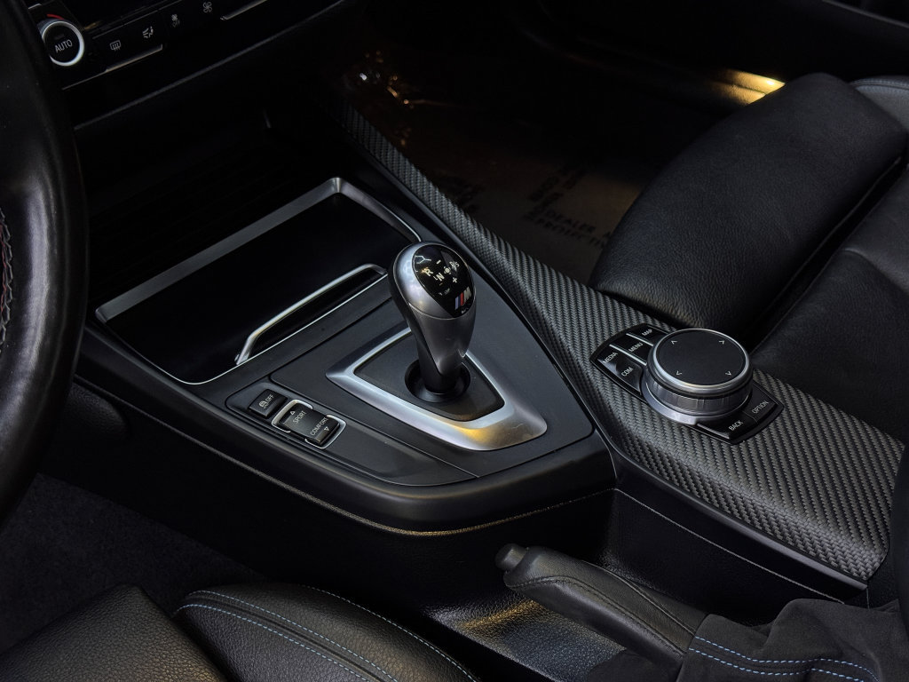 Used 2018 BMW M2 w/ Executive Package RWD image 23
