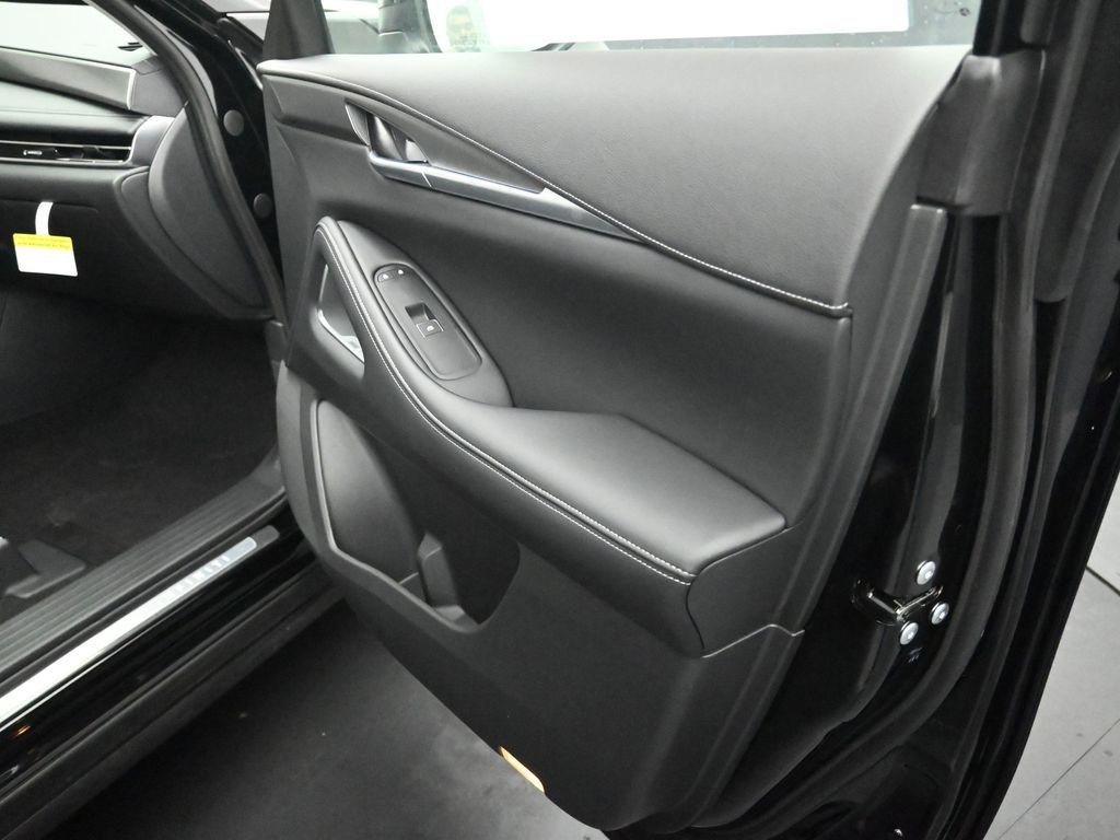 Certified 2025 INFINITI QX60 Luxe image 28