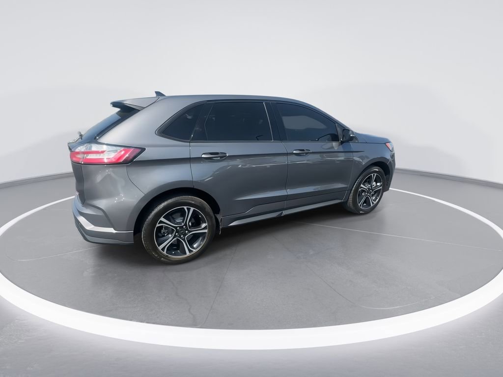 Used 2023 Ford Edge ST AWD/4WD image 9