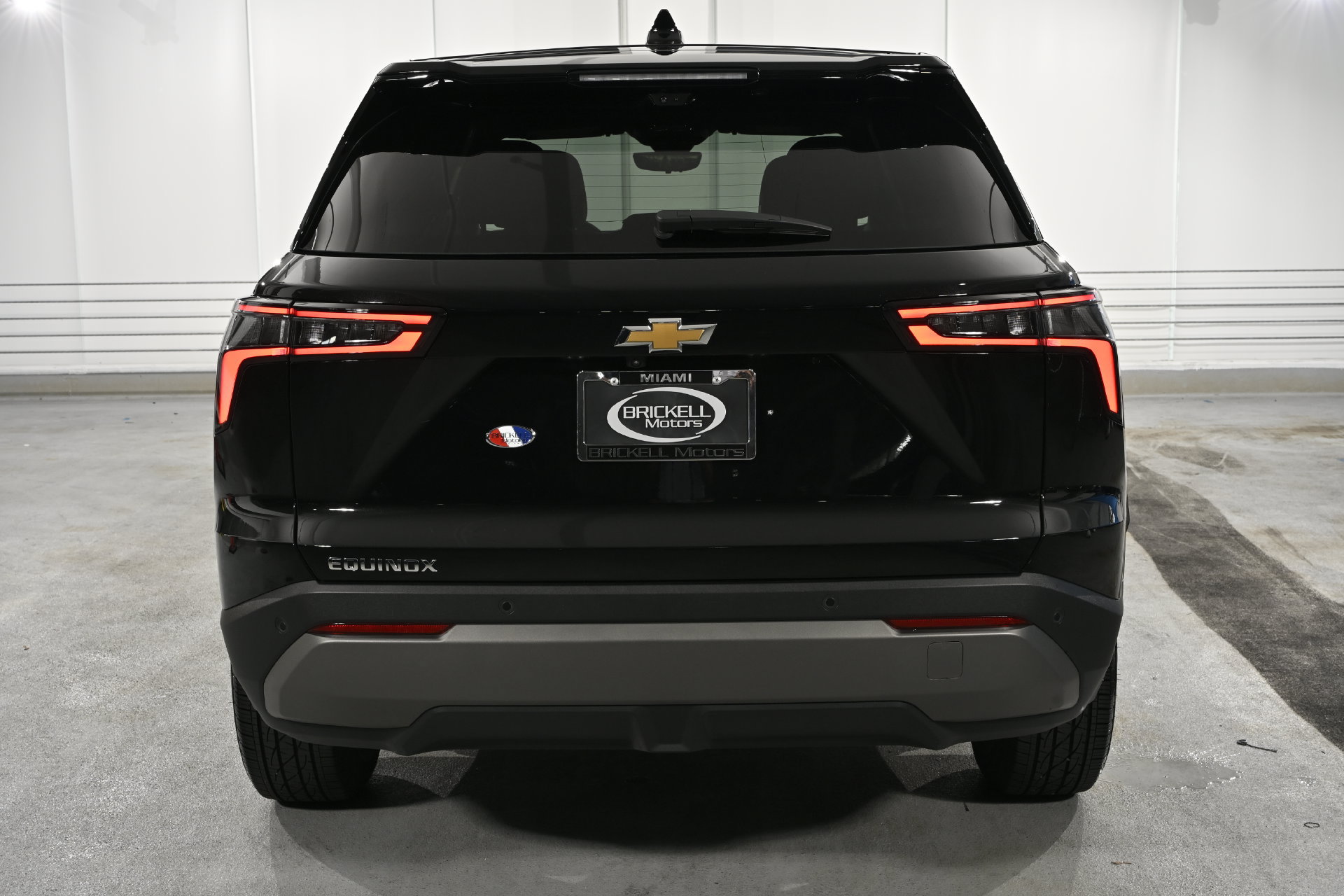 Used 2026 Chevrolet Equinox LT w/ Safety and Technology Package FWD image 4