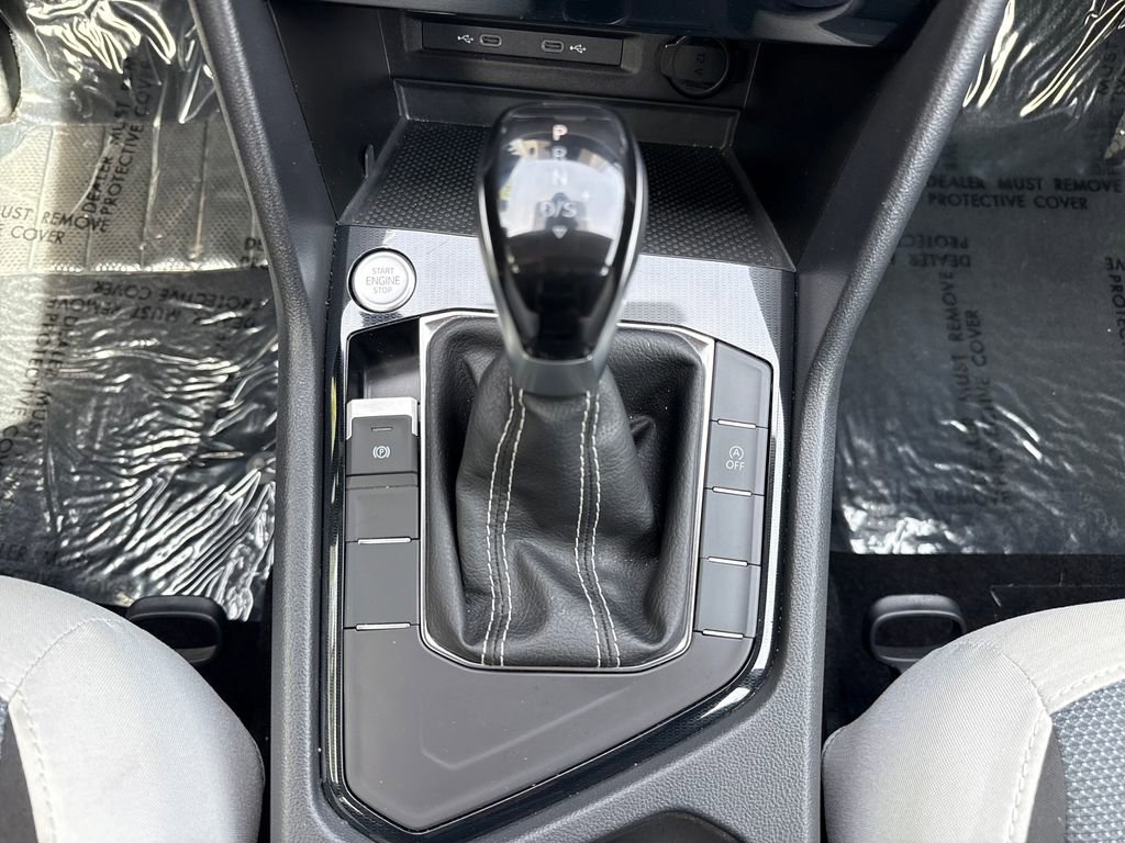 Used 2025 Volkswagen Taos S image 27