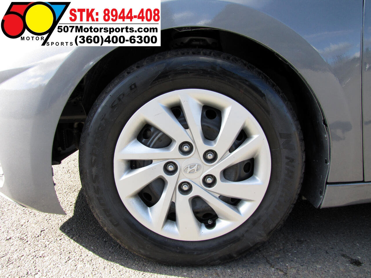 Used 2019 Hyundai Elantra SE image 21