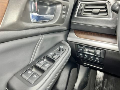 Used 2018 Subaru Outback 2.5i Limited AWD/4WD image 26