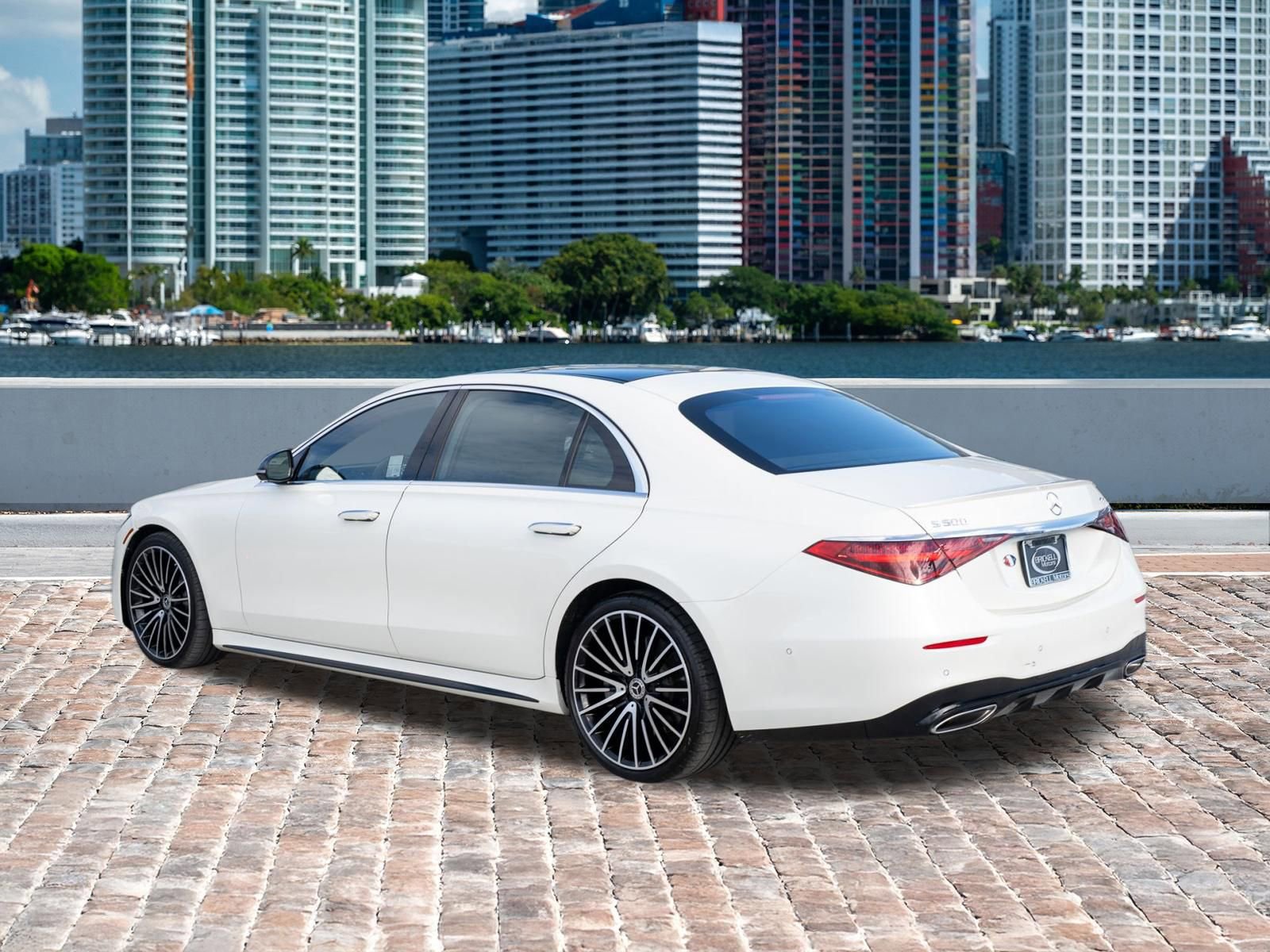 Used 2022 Mercedes-Benz S 500 S 500 w/ AMG Line Package image 4