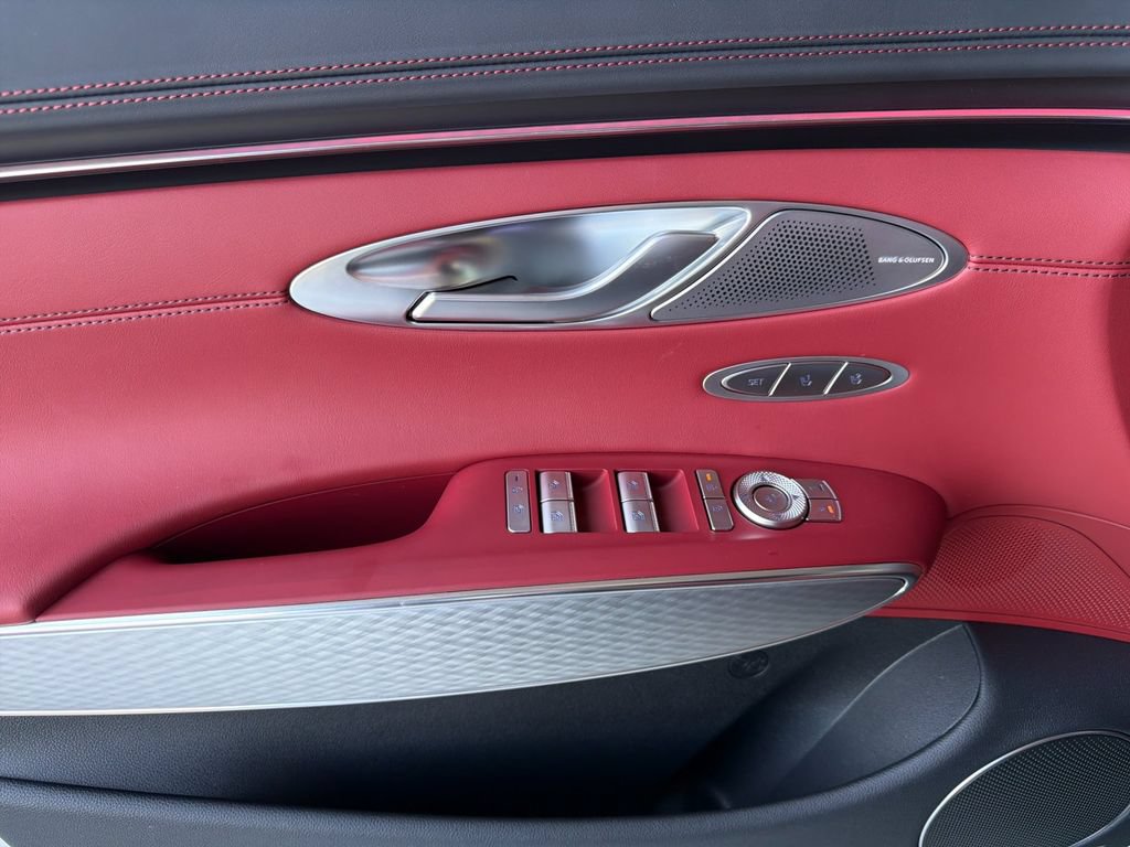 New 2026 Genesis GV70 2.5T Sport Prestige AWD/4WD image 11