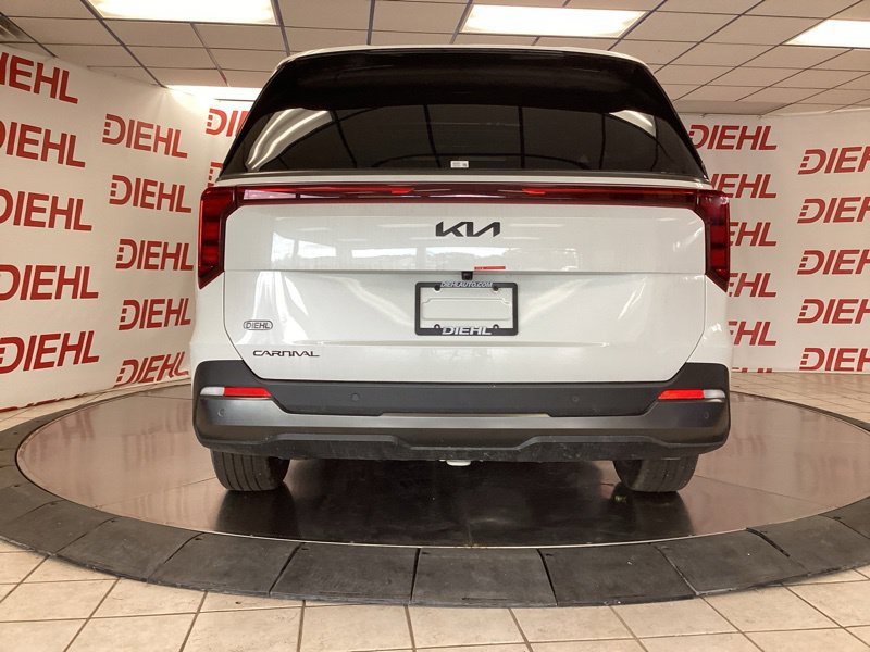 New 2026 Kia Carnival SX w/ SX Dark Edition Package FWD image 6