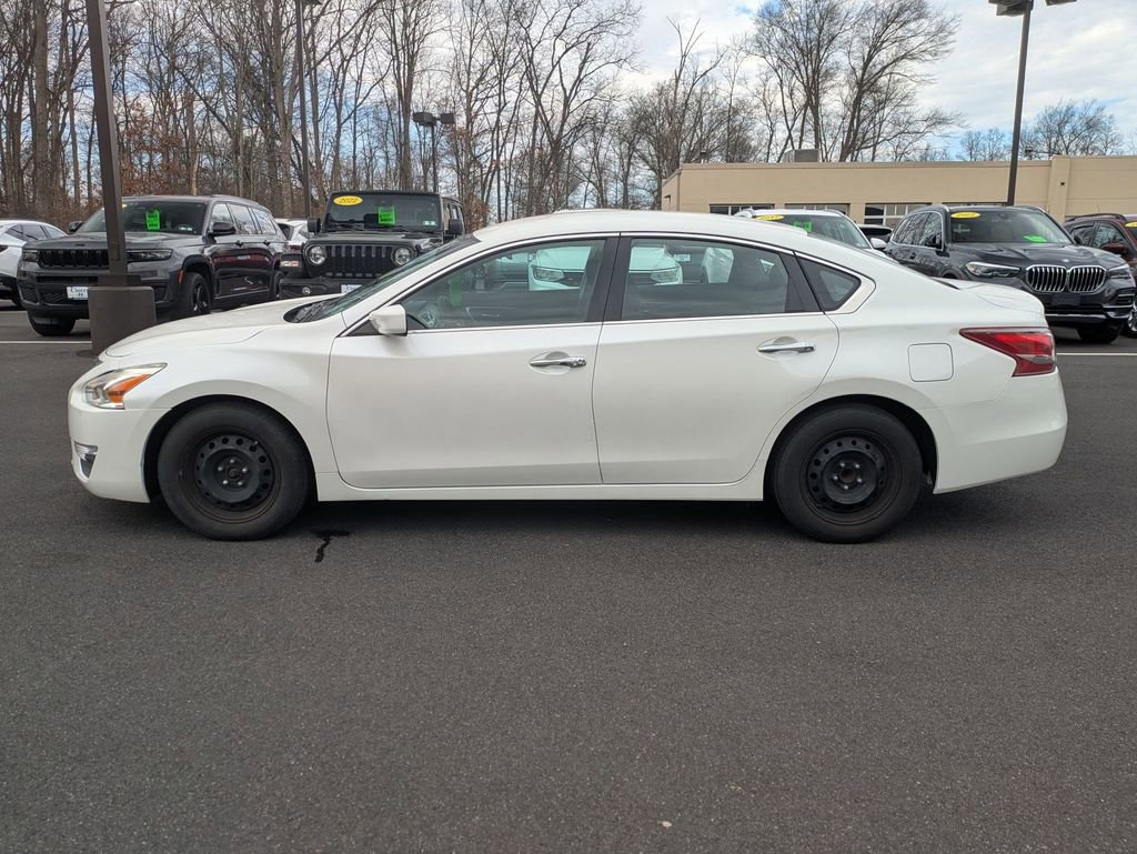 Used 2013 Nissan Altima 2.5 S FWD image 8