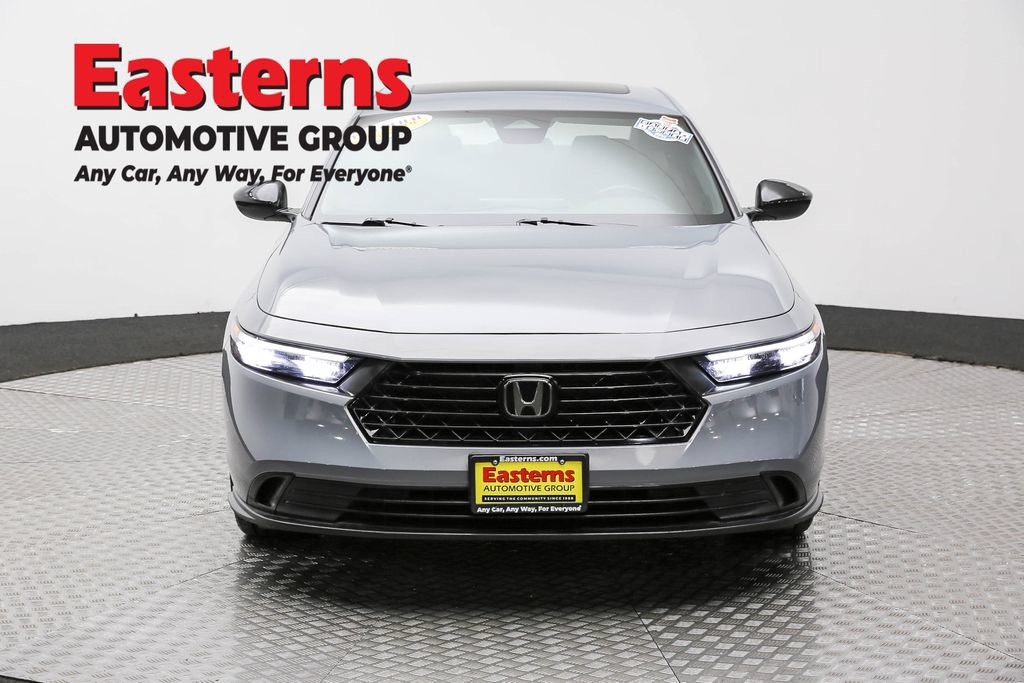 Used 2023 Honda Accord Sport image 2