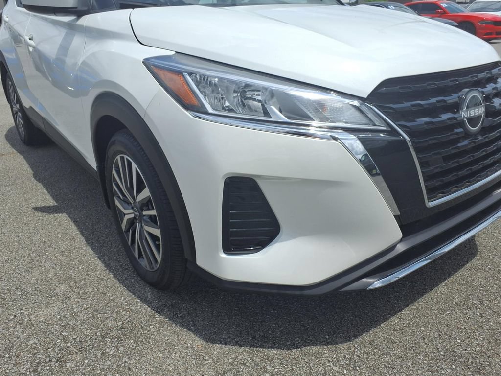 Used 2023 Nissan Kicks SV FWD image 22