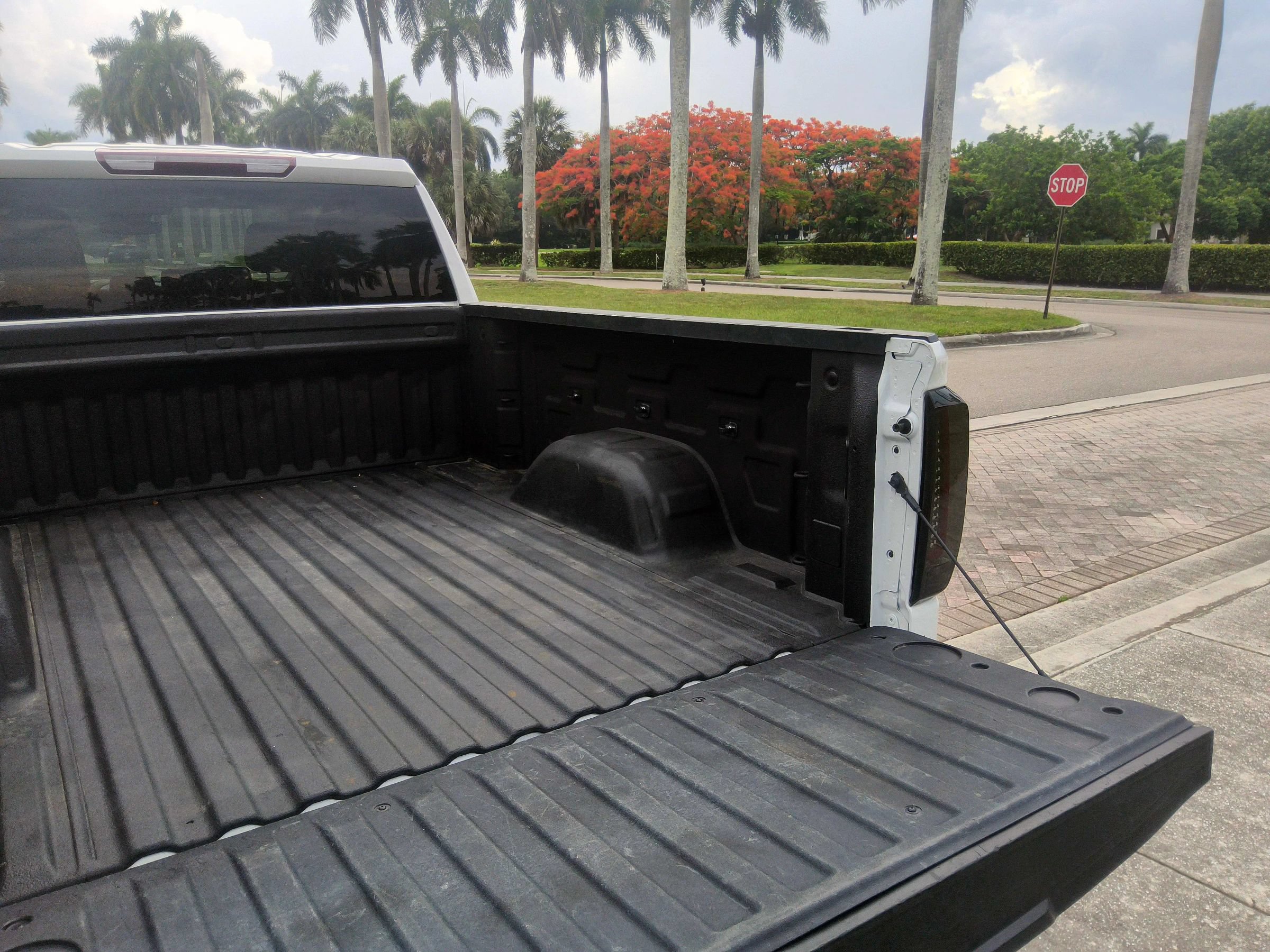 Used 2023 GMC Sierra 1500 Pro w/ Pro Value Package AWD/4WD image 48