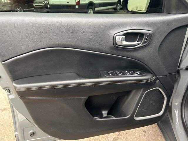 Used 2020 Jeep Compass Limited w/ Luxury Seat Group image 12