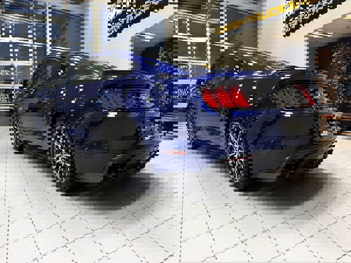 Used 2016 Ford Mustang GT image 4